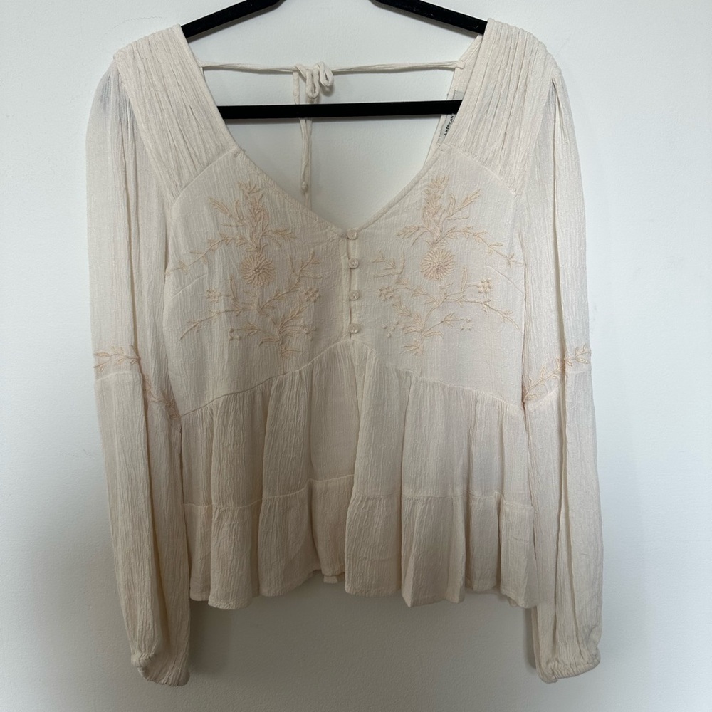 ❌SOLD❌ American Eagle Outfitters Cream Embroidered Long Sleeve Blouse - Picture 2 of 3